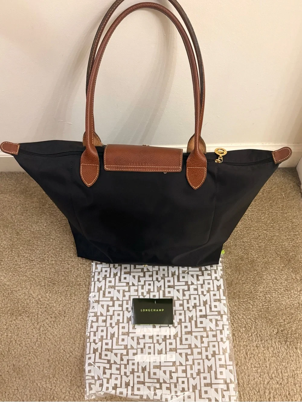 Longchamp Black Nylon Shoulder Bag with Brown Leather Trim - Picture 3 of 3